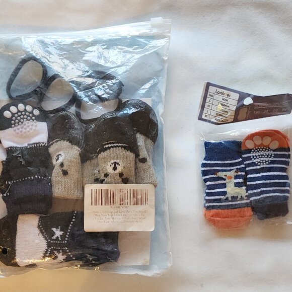 Anti Slip Dog Socks Waterproof Shoes/Boots Outdoor/Indoor Paw Protector w/Straps - Picture 1 of 6